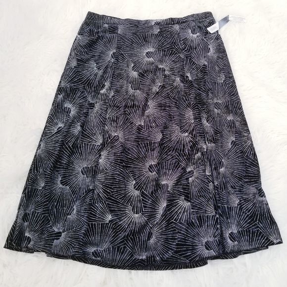 LuLaRoe Dresses & Skirts - NWT Lularoe Elegance Collection Avery Skirt